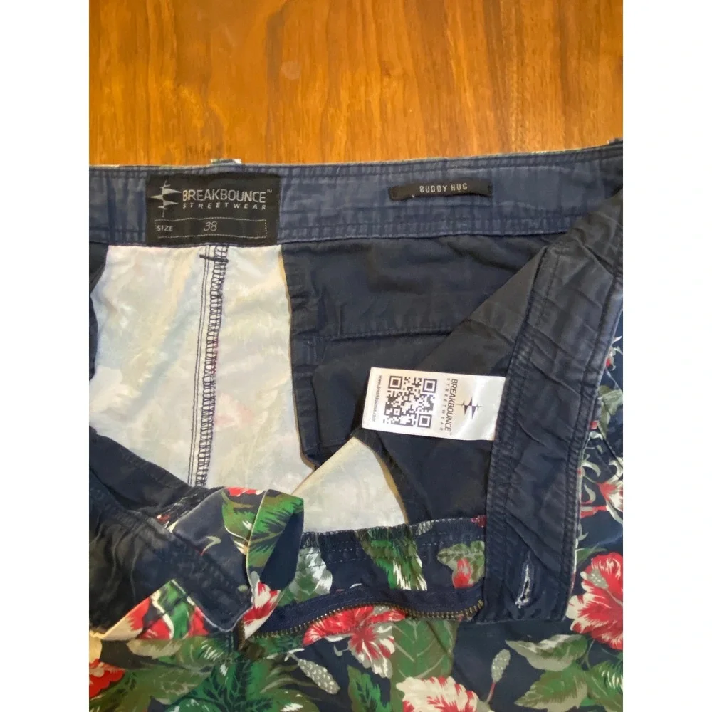 Breakbounce Streetwear Buddy Hug Floral Tropical Chino Shorts Mens 38 Navy Blue